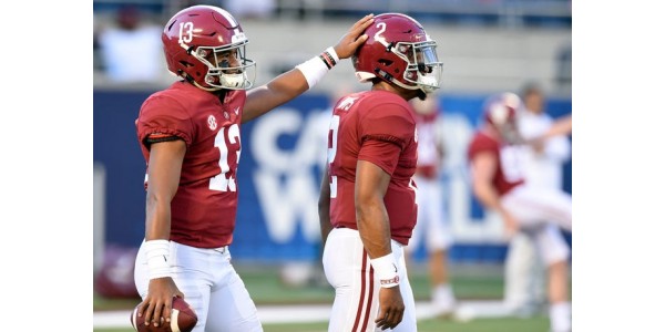 L'histoire entre Tua Tagovailoa et Jalen Hurts
